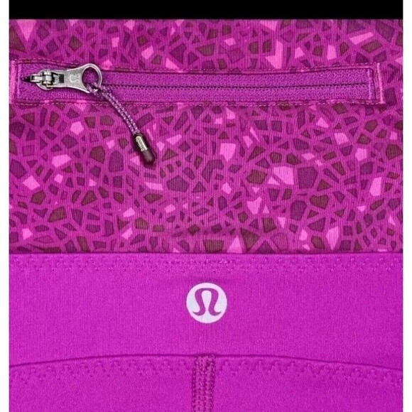 Lululemon Leggings Purple Size 4 High Rise Dynamite Condition Ankle Crop Ruched - Picture 6 of 9